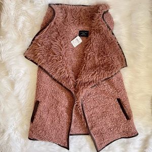 LOVE TREE Womens MAUVE Boho Wool Blend SHERPA VEST faux Leather Trim NWT size M